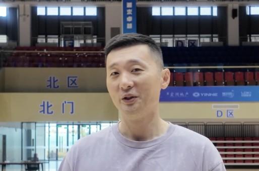 金瑞鼎盛 刘炜谈夏训：很多老将和伤员没有练足，新赛季会强调抓体能